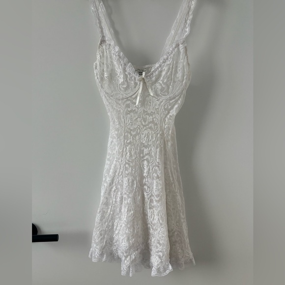 Vintage Secret Treasures White Lace Sheer Ruffle Mini Nightie Lingerie Dress - Picture 2 of 8